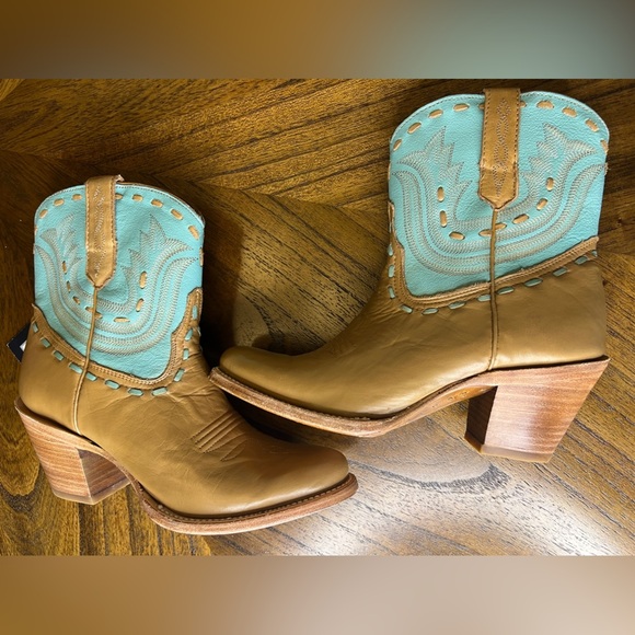 Lucchese Women’s Size 8 Short Western Boots Tan & Turquoise Leather NWT - Picture 10 of 10